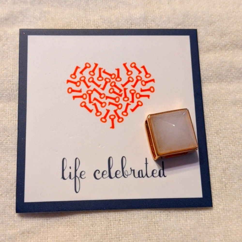 Keep collective stone charm